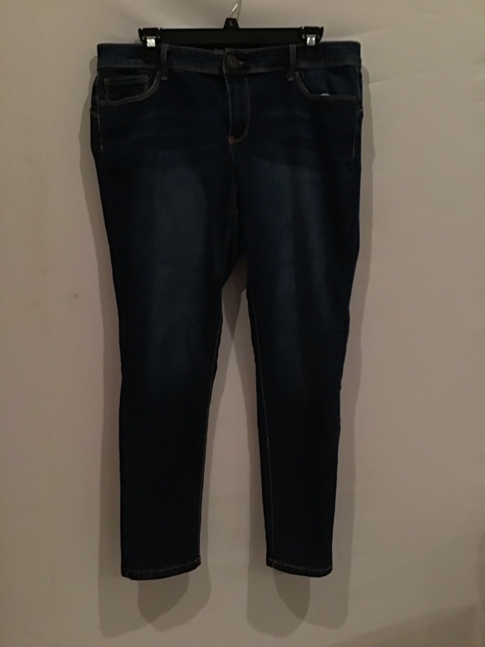 457 Women's Dark Blue Skinny Jeans with Subtle Fading